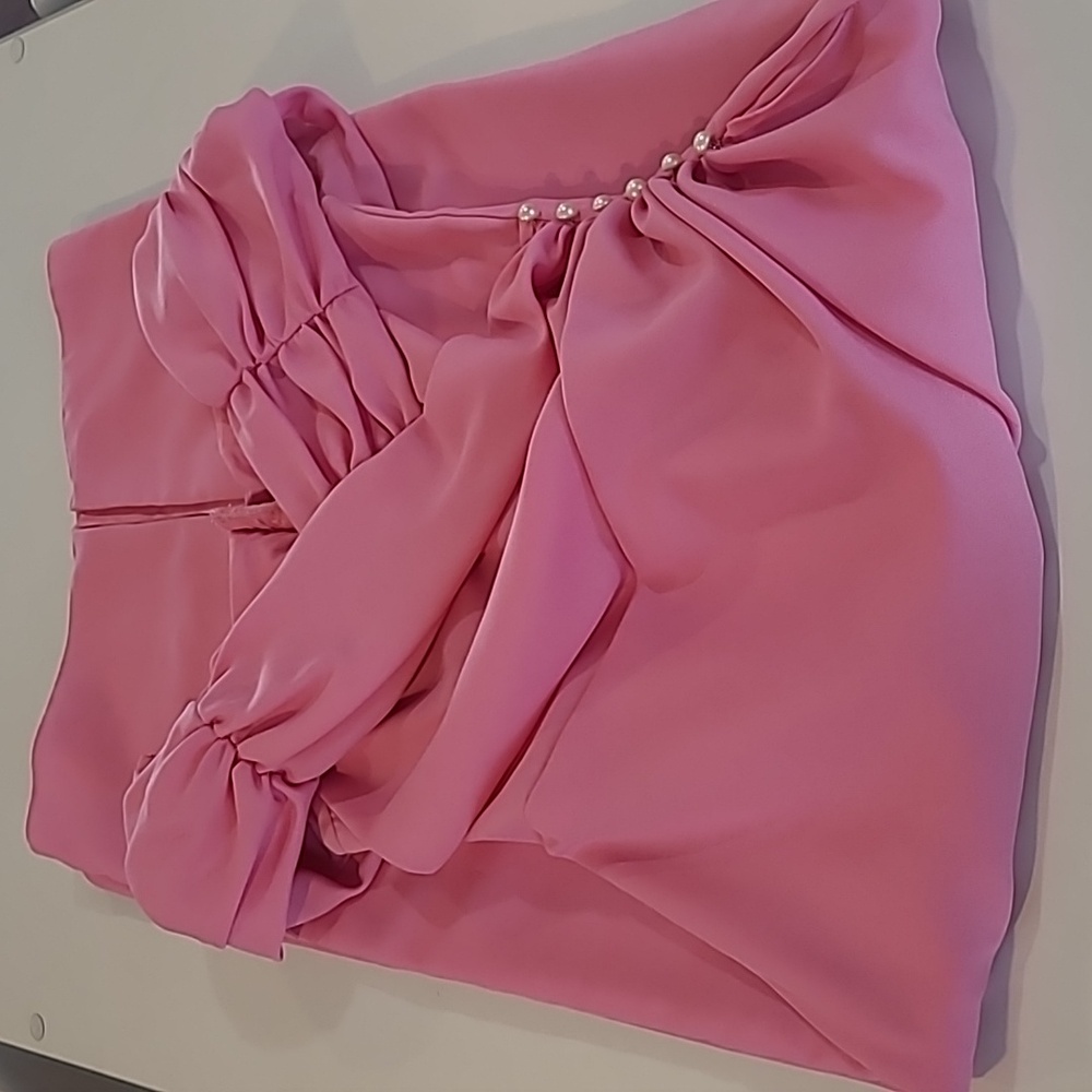 EUC VTG Unbranded 1960s Ruched Side/Ruched Shoulder Barbie Pink Gown